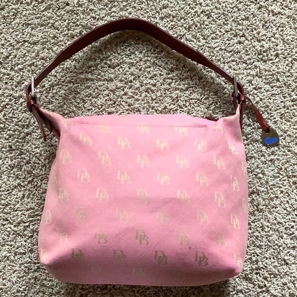 Dooney & Bourke bag